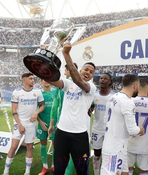 马卡:米利唐复出的状态恢复 将是皇马防线的关键 马卡:米利唐复出的状态恢复 将是皇马防线的关键